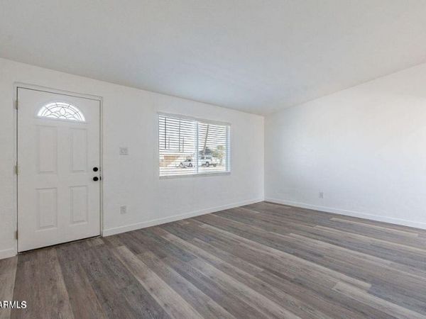 11107 W Iowa Avenue, Youngtown, AZ 85363