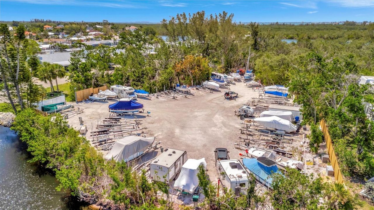 4741 Independence Drive, Bradenton, FL 34210 Photo