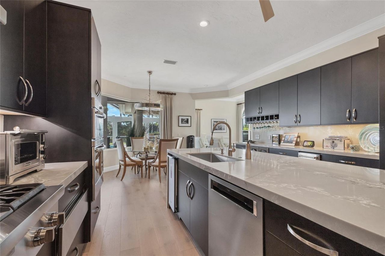 896 Macewen Drive, Osprey, FL 34229 Photo