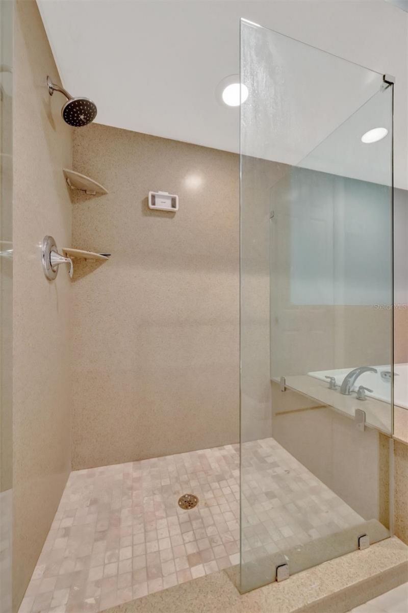 3608 54th Drive W, Unit 202, Bradenton, FL 34210 Photo