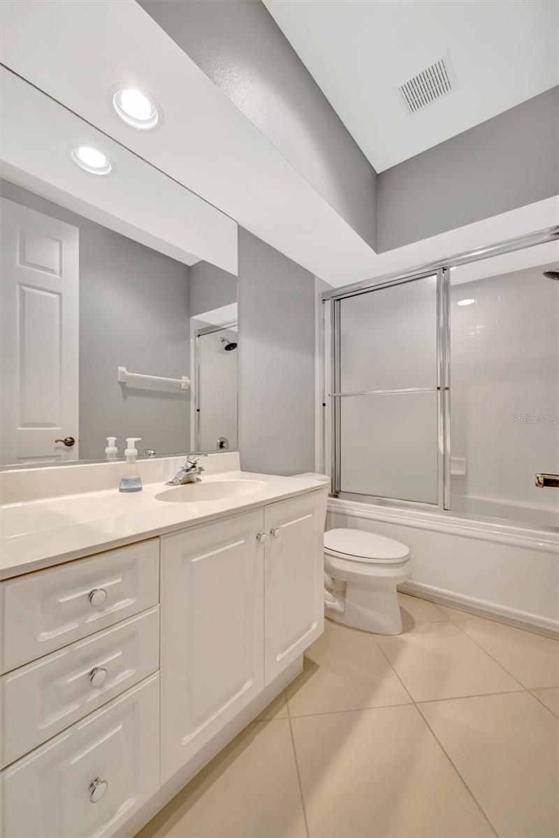 3608 54th Drive W, Unit 202, Bradenton, FL 34210 Photo