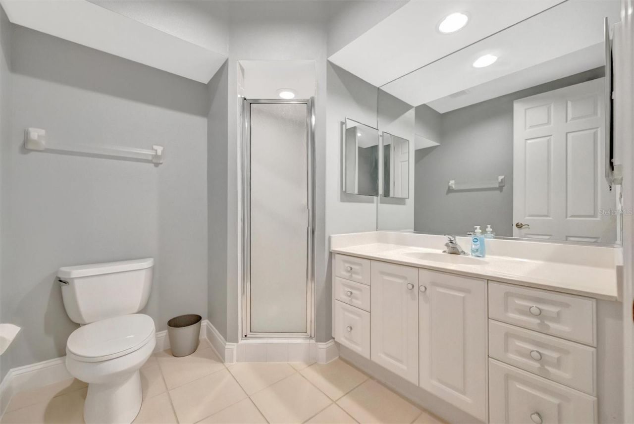 3608 54th Drive W, Unit 202, Bradenton, FL 34210 Photo