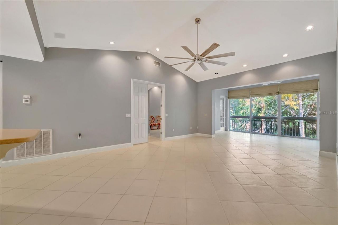 3608 54th Drive W, Unit 202, Bradenton, FL 34210 Photo