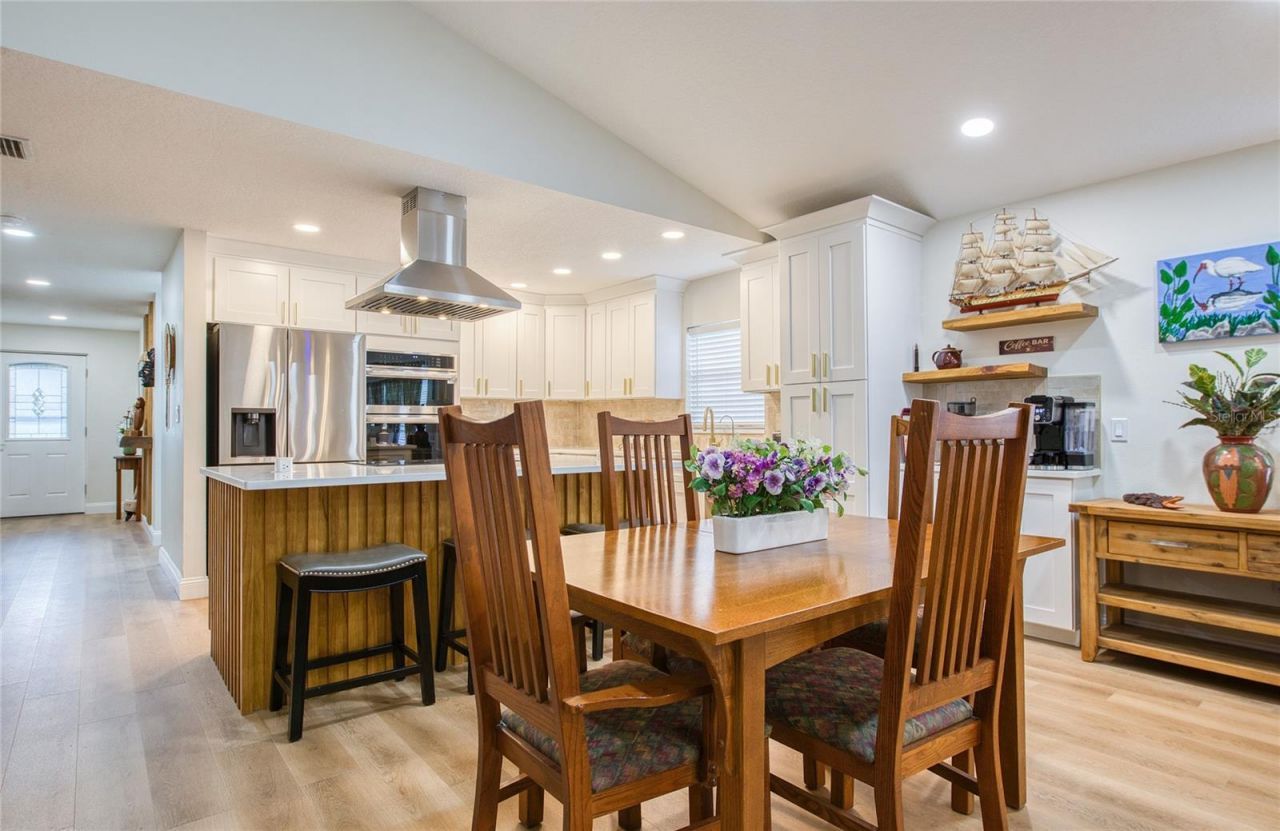 625 Folsom Street S, Gulfport, FL 33707 Photo