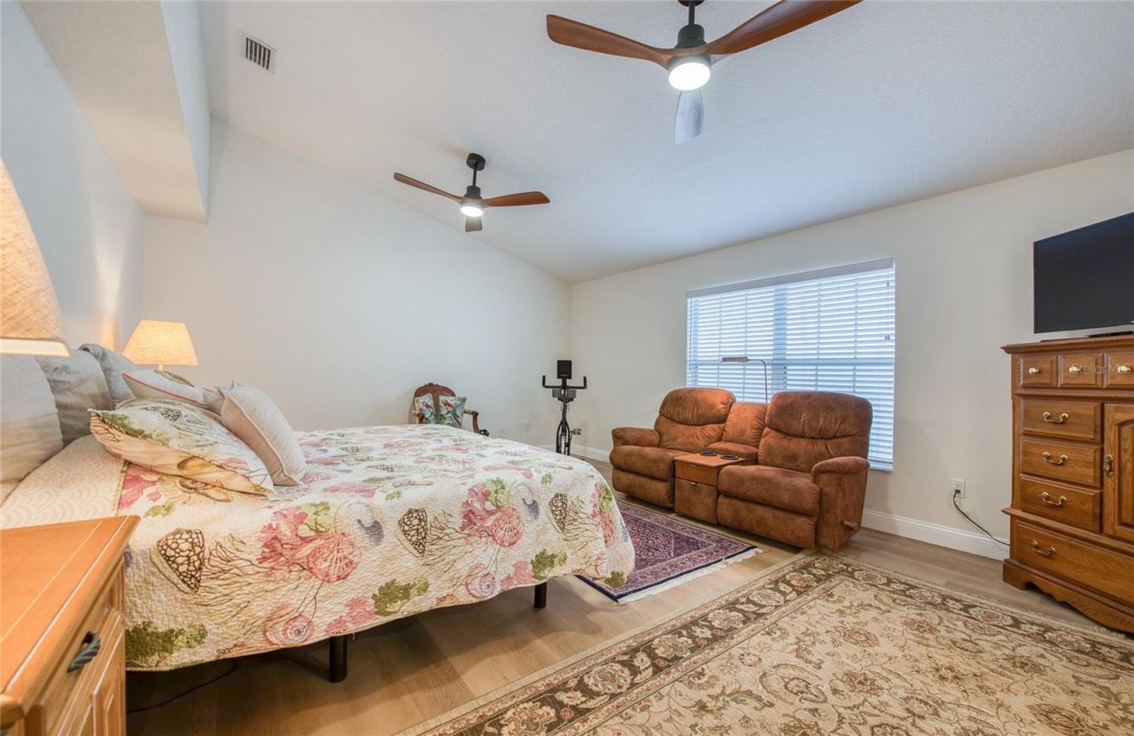 625 Folsom Street S, Gulfport, FL 33707 Photo