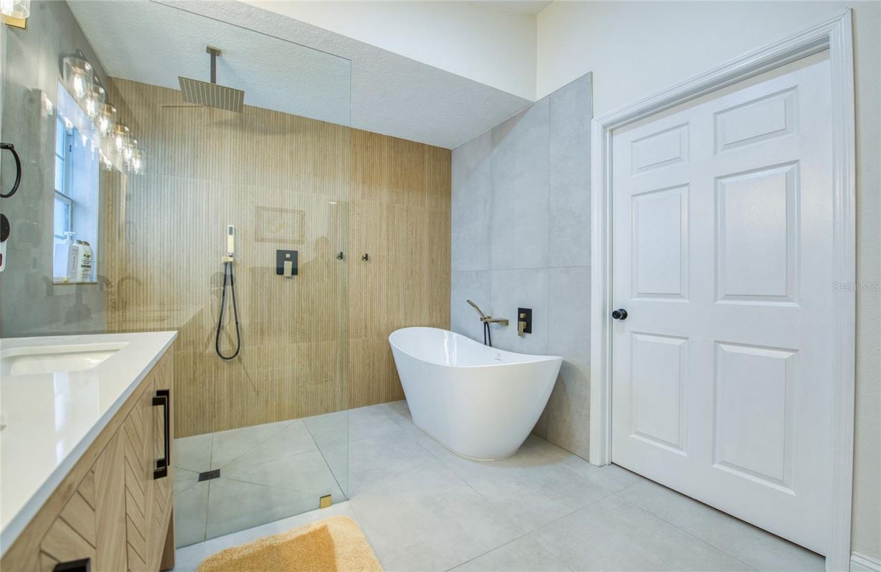 625 Folsom Street S, Gulfport, FL 33707 Photo