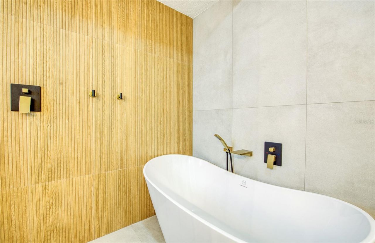 625 Folsom Street S, Gulfport, FL 33707 Photo