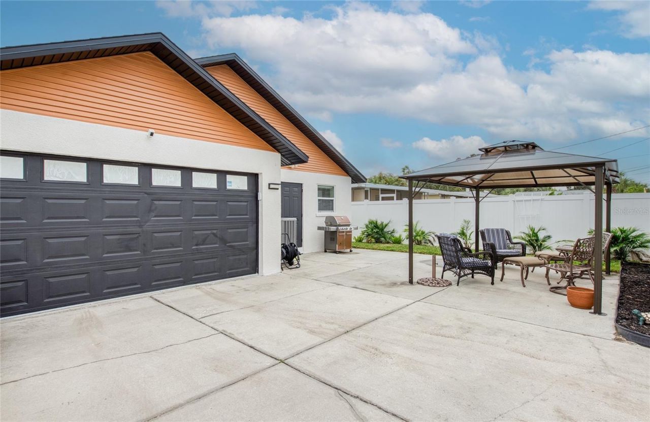 625 Folsom Street S, Gulfport, FL 33707 Photo