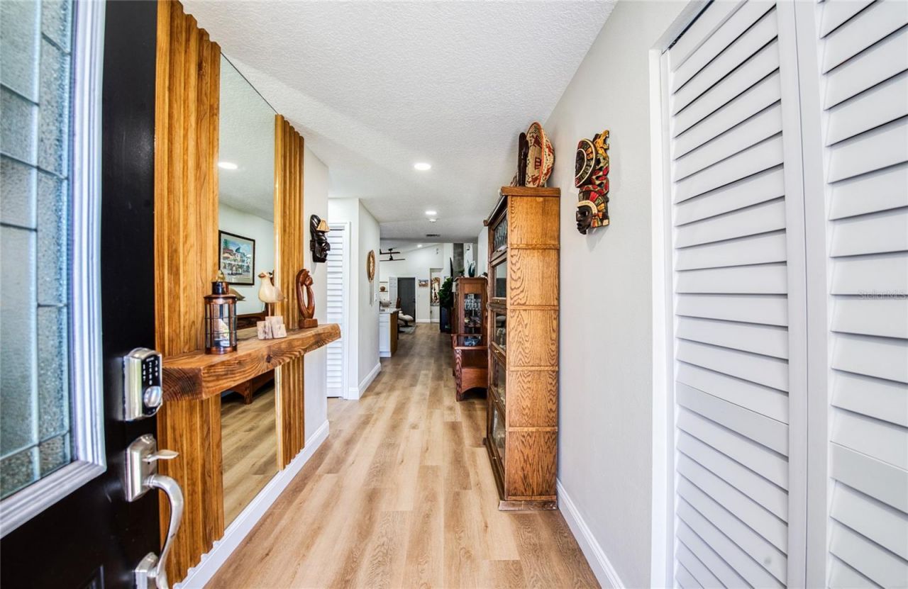 625 Folsom Street S, Saint Petersburg, FL 33707 Photo