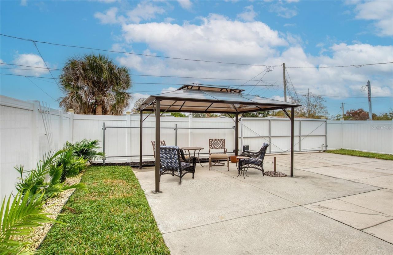 625 Folsom Street S, Saint Petersburg, FL 33707 Photo
