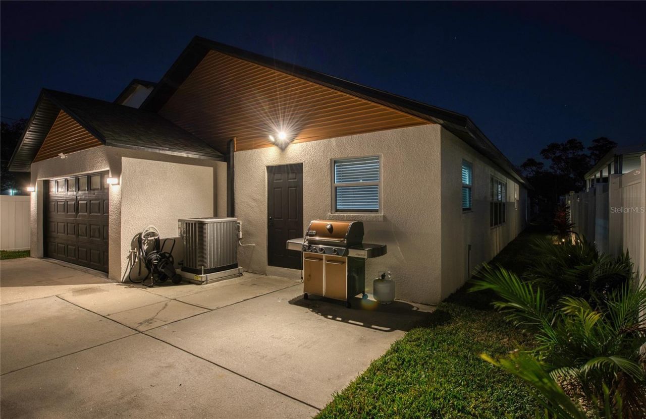 625 Folsom Street S, Gulfport, FL 33707 Photo