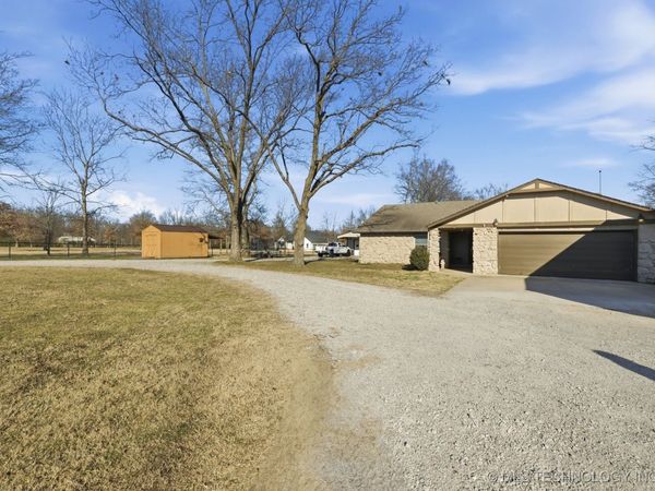 31919 E 61st Street S, Broken Arrow, OK 74014