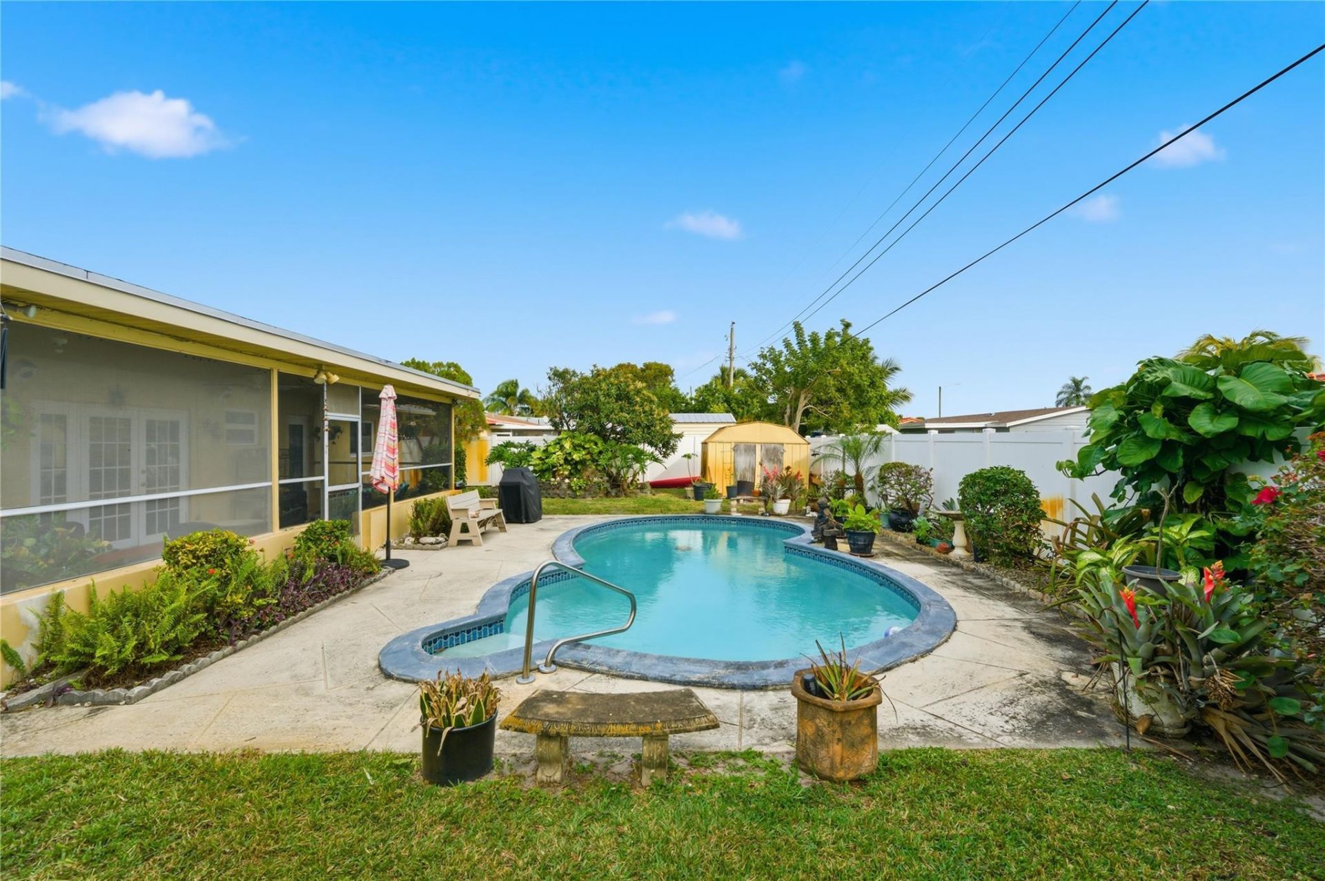 3820 NW 29th St, Lauderdale Lakes, FL 33311 Photo