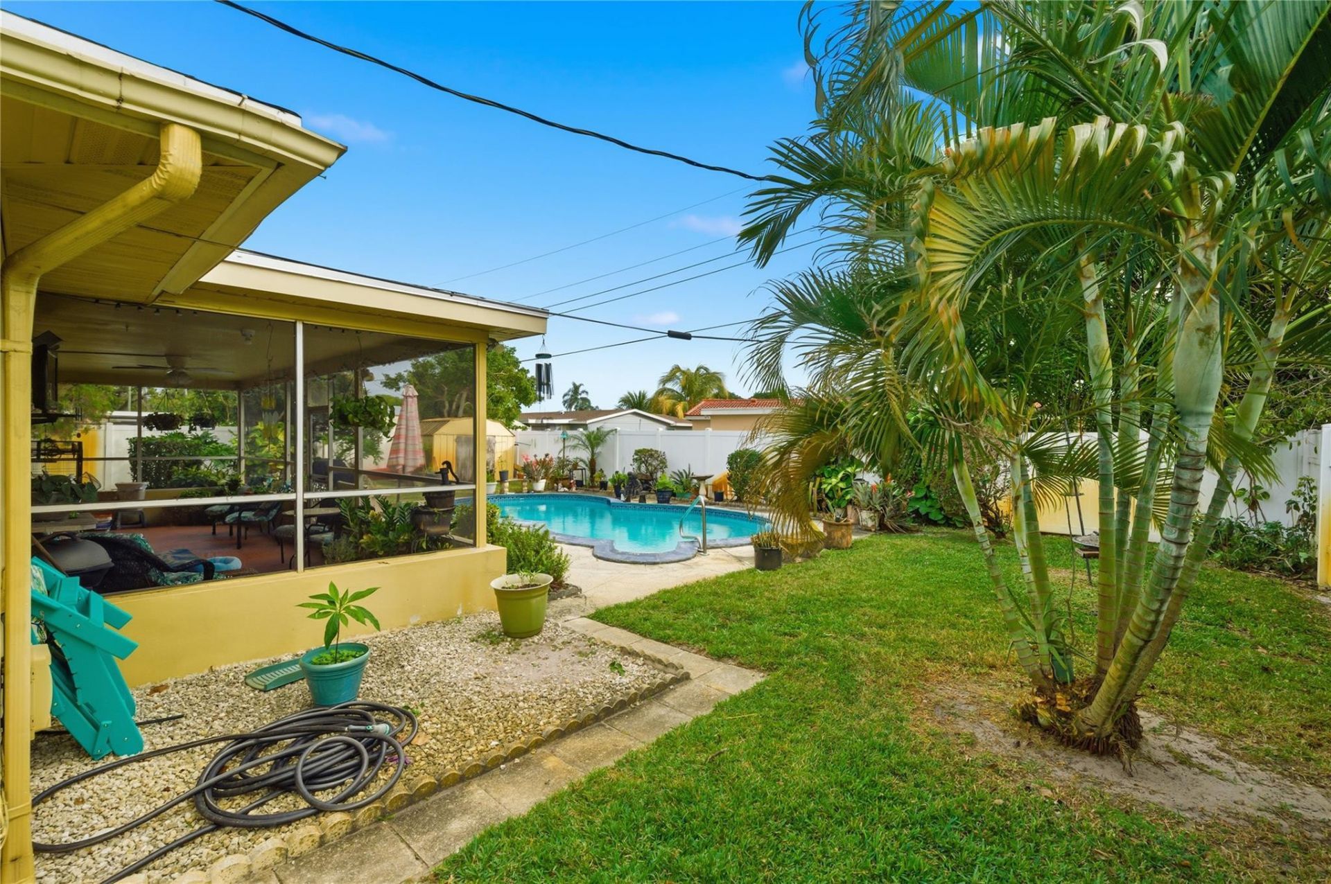 3820 NW 29th St, Lauderdale Lakes, FL 33311 Photo