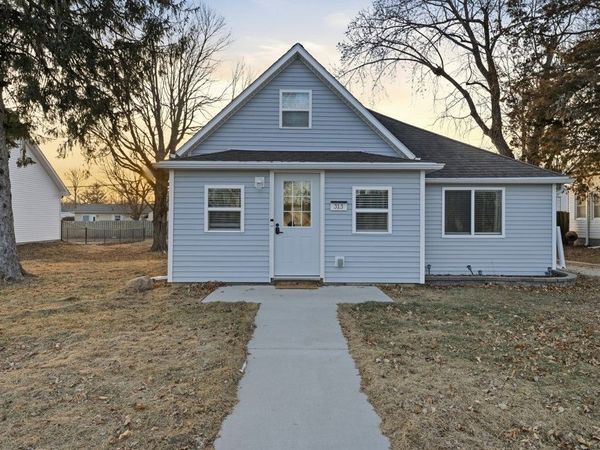 313 Water Street, Cambridge, IA 50046