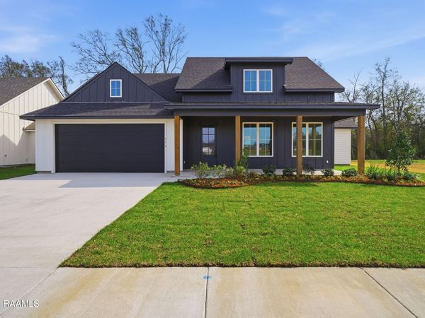 111 Stapleton Drive, Carencro, LA 70520