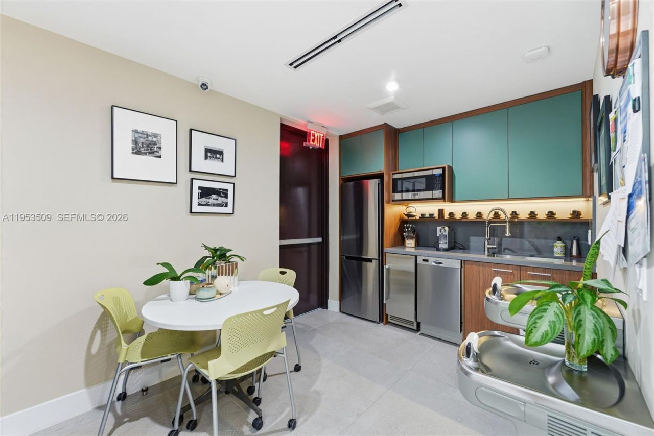 45 Valencia Ave, Coral Gables, FL 33134 Photo