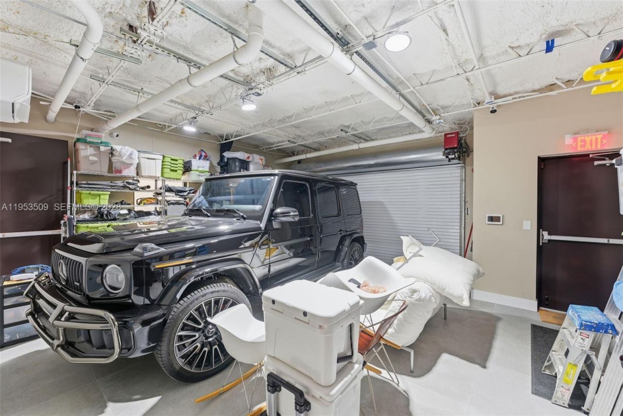 45 Valencia Ave, Coral Gables, FL 33134 Photo