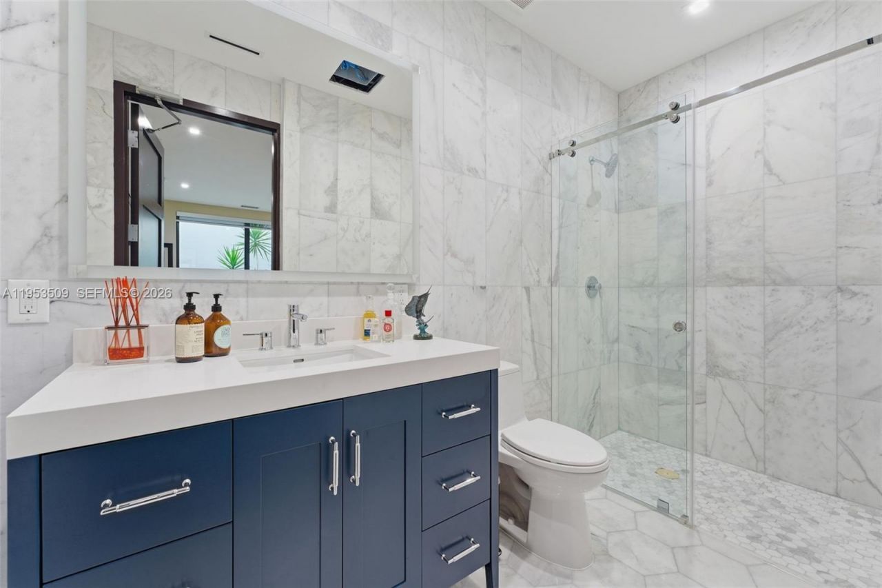 45 Valencia Ave, Coral Gables, FL 33134 Photo