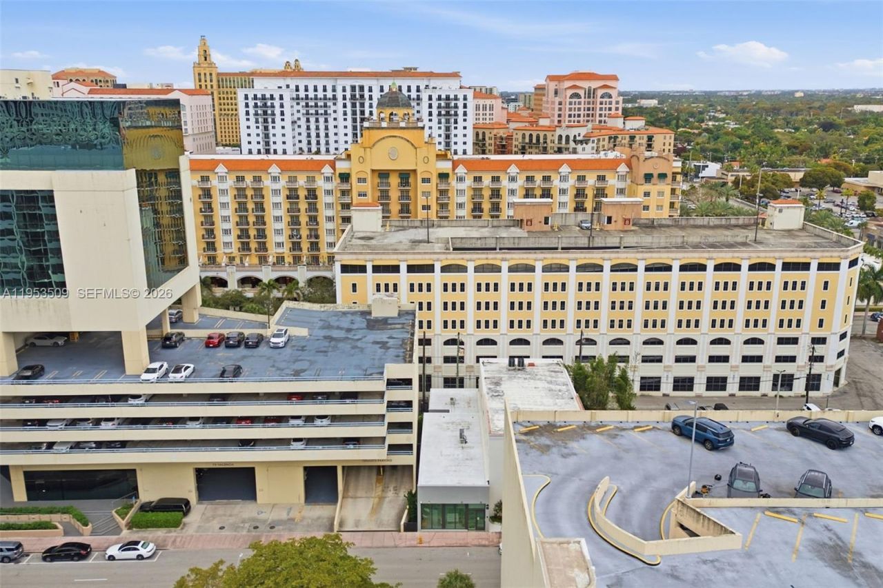 45 Valencia Ave, Coral Gables, FL 33134 Photo