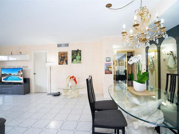 1833 S Ocean Dr, Unit 1103, Hallandale Beach, FL 33009