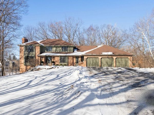 18300 8th Avenue N, Plymouth, MN 55447