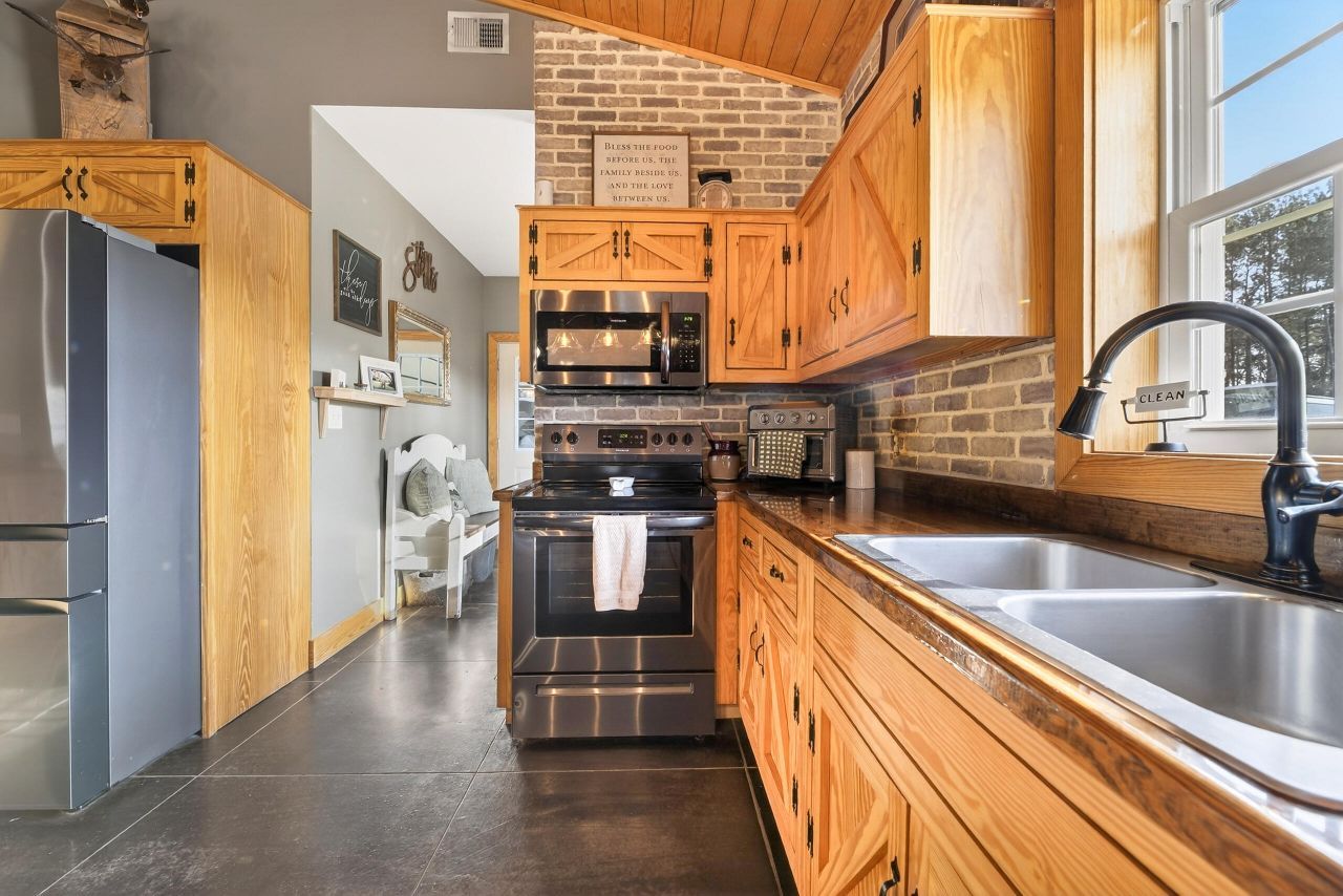 2145 Eutaw Road Photo 97