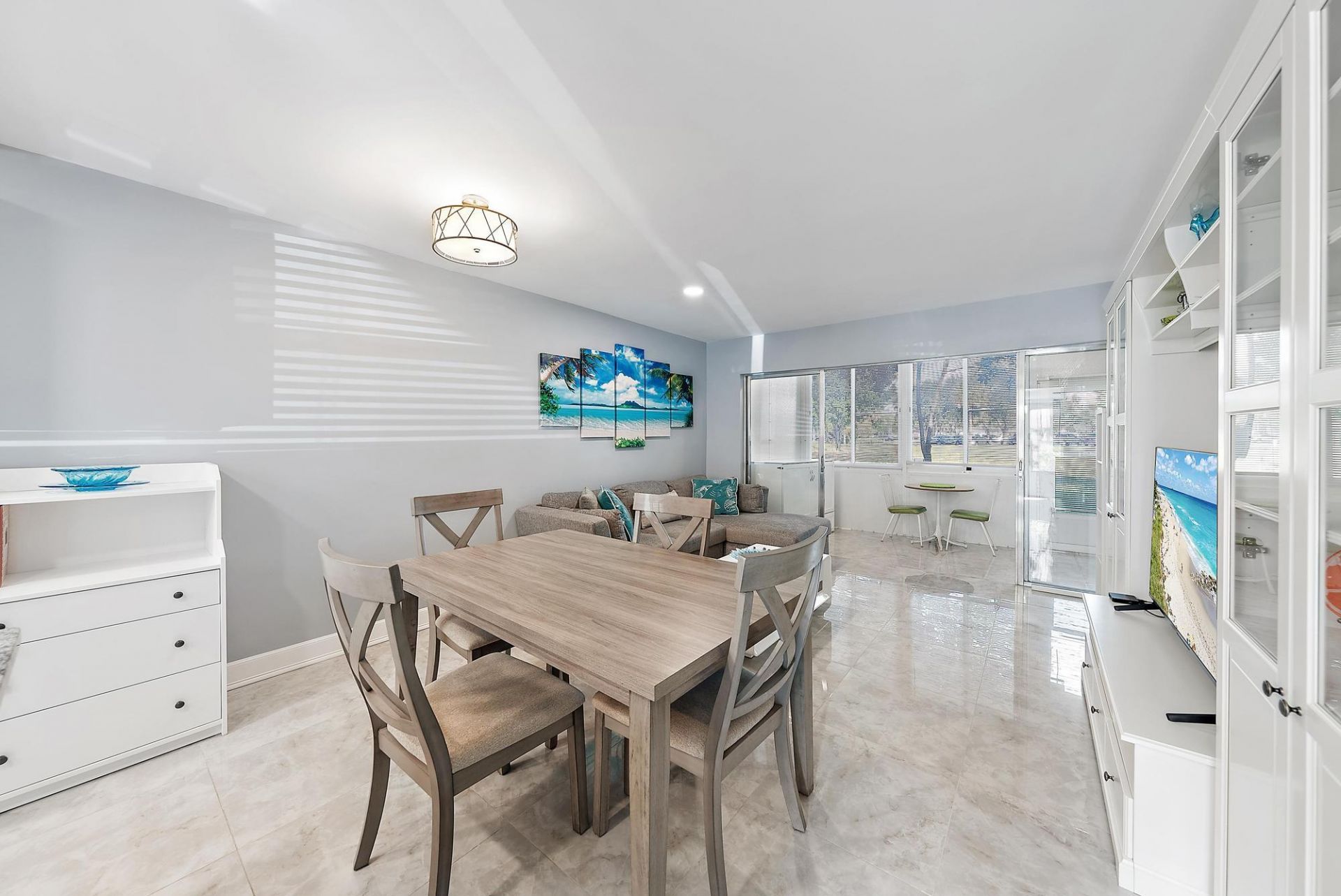 725 Lori Drive, Unit 111, Palm Springs, FL 33461 Photo