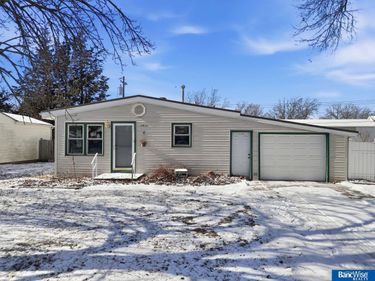1411 N 53rd Street, Lincoln, NE 68504