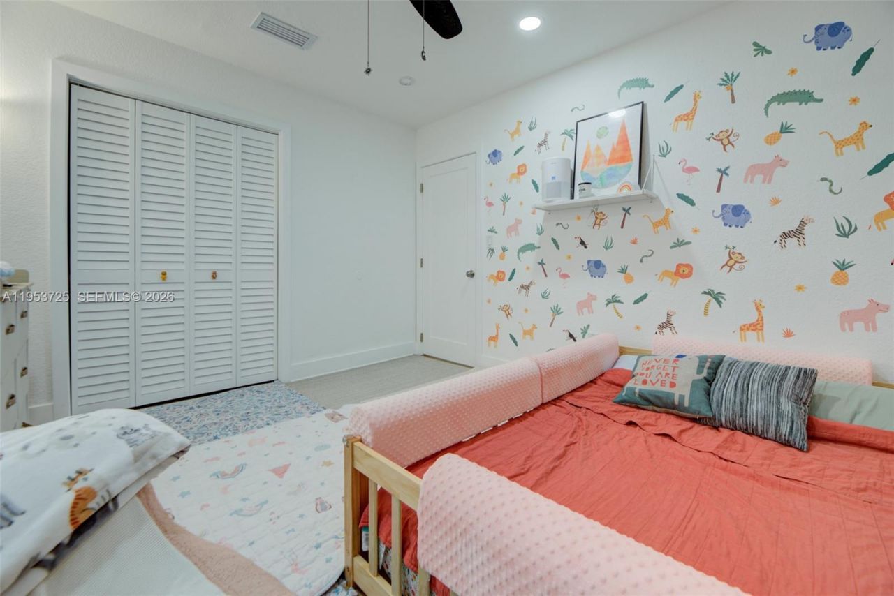 1765 NE 145th St , Miami, FL 33181 Photo