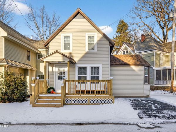 11 Lake Avenue, Round Lake, NY 12151