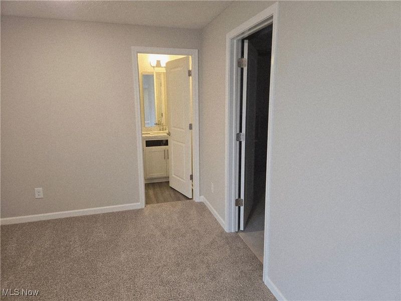 3374 Buckeye Trail, Green, OH 44685 Photo 7