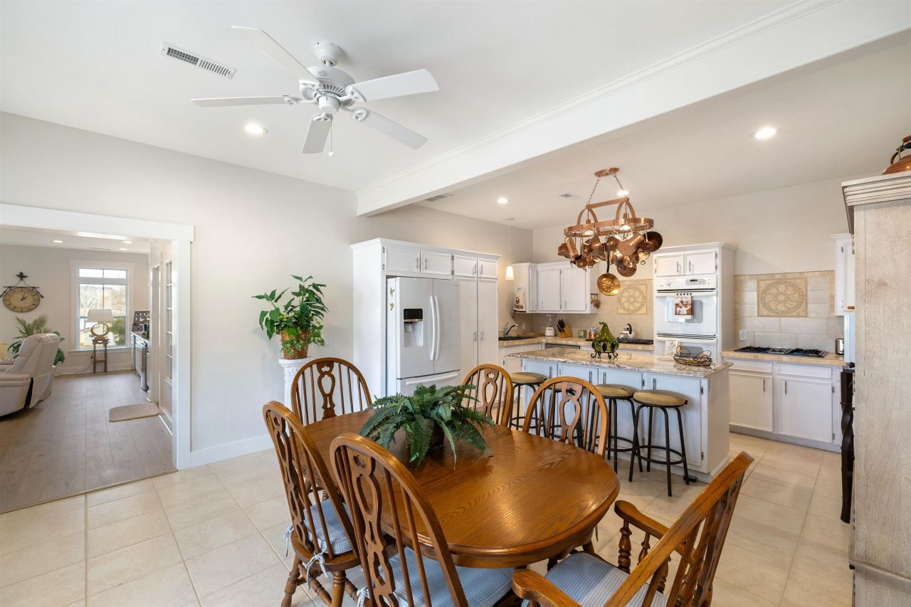 2475 Clubhouse Rd. Photo 10