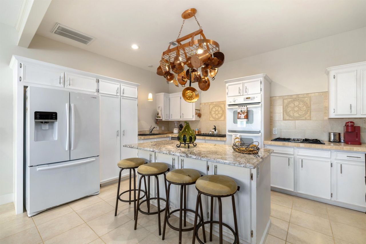 2475 Clubhouse Rd. Photo 7