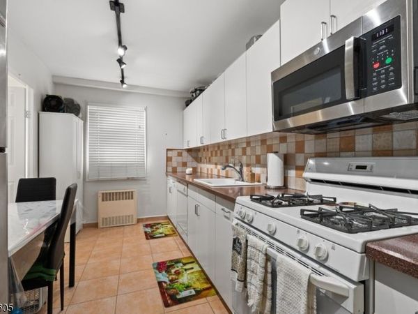 280 Prospect Ave, Hackensack, NJ 07601