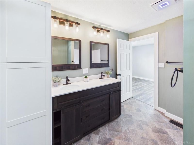 10022 Coletown-Lightsville, Brown Township, OH 45303 Photo 21