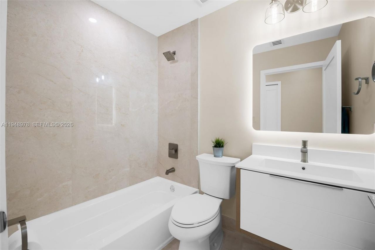 12820 SW 83rd Ct, Pinecrest, FL 33156 Photo