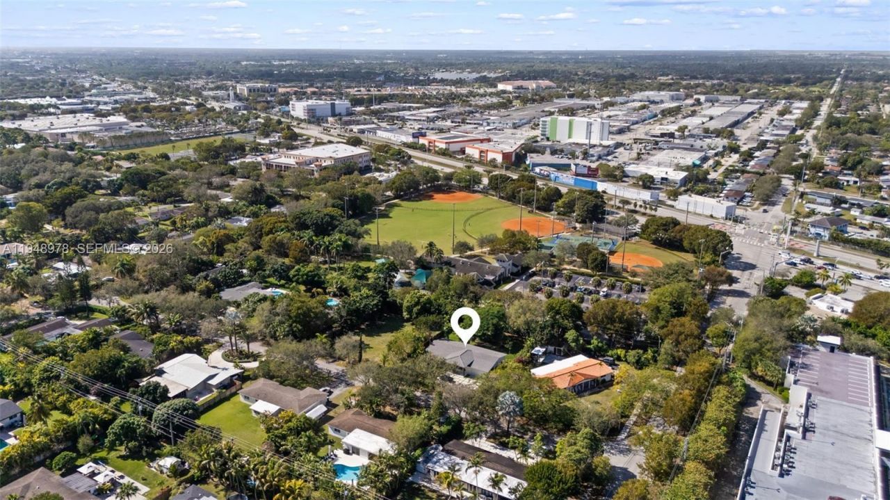 12820 SW 83rd Ct, Pinecrest, FL 33156 Photo