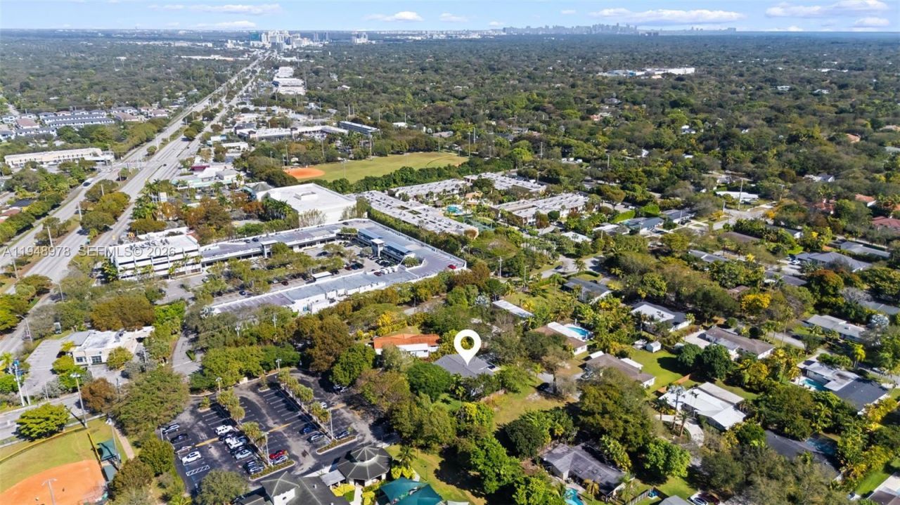 12820 SW 83rd Ct, Pinecrest, FL 33156 Photo