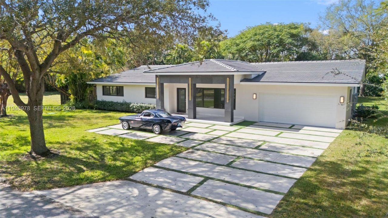 12820 SW 83rd Ct, Pinecrest, FL 33156 Photo