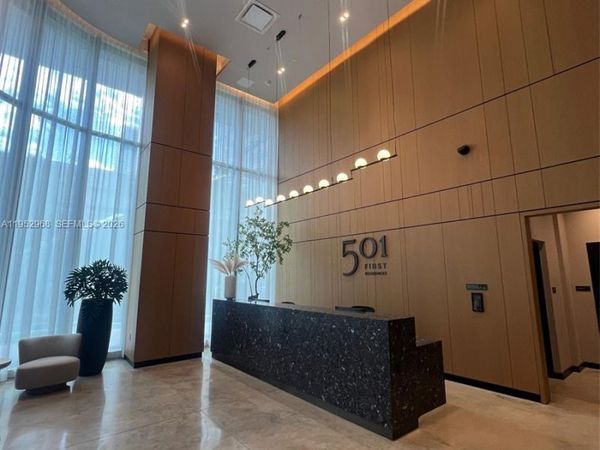 121 NE 5th, Unit 701 A, Miami, FL 33132