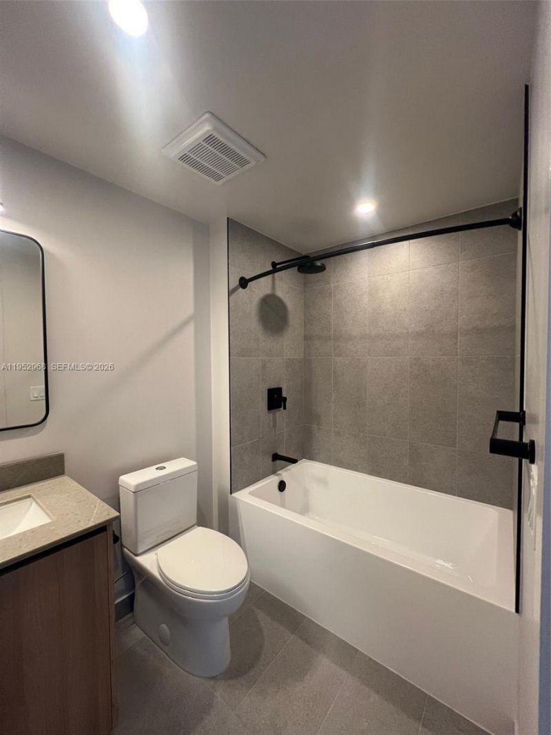 121 NE 5th, Unit 701 A, Miami, FL 33132 Photo