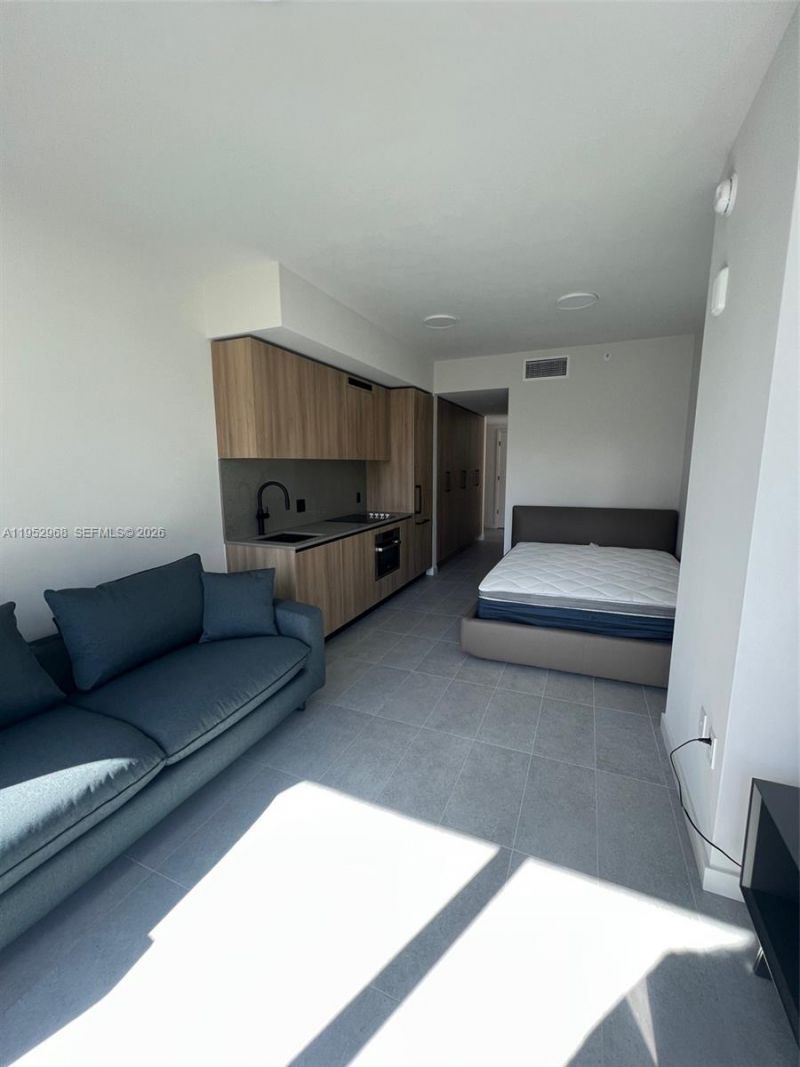 121 NE 5th, Unit 701 A, Miami, FL 33132 Photo