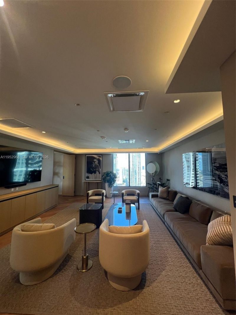 121 NE 5th, Unit 701 A, Miami, FL 33132 Photo