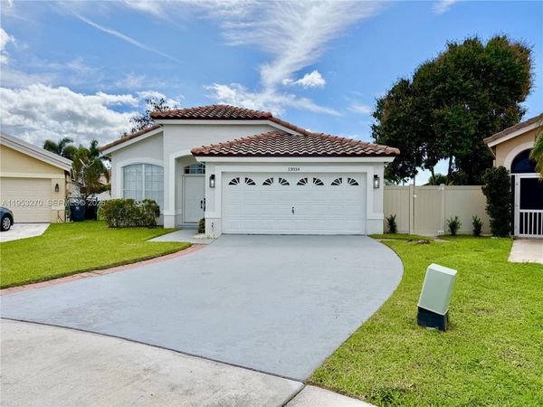 13034 Sheridan Ter, Wellington, FL 33414