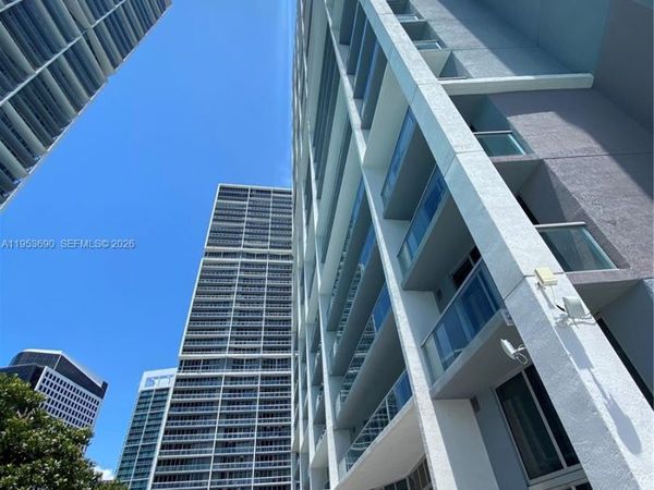 465 Brickell Ave, Unit 3004, Miami, FL 33131