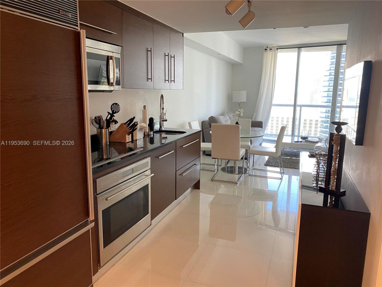 465 Brickell Ave, Unit 3004, Miami, FL 33131 Photo