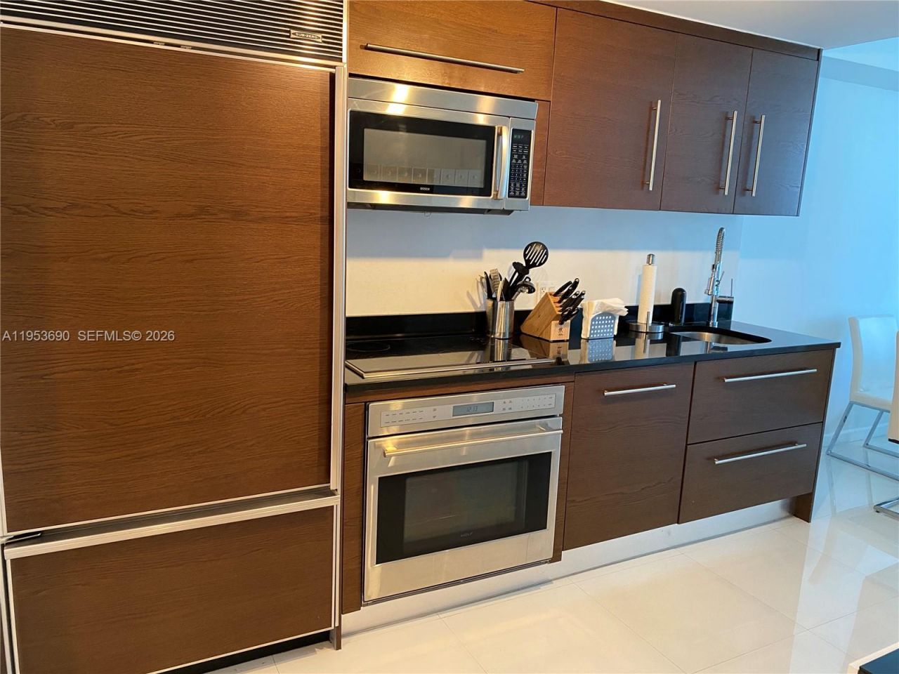 465 Brickell Ave, Unit 3004, Miami, FL 33131 Photo