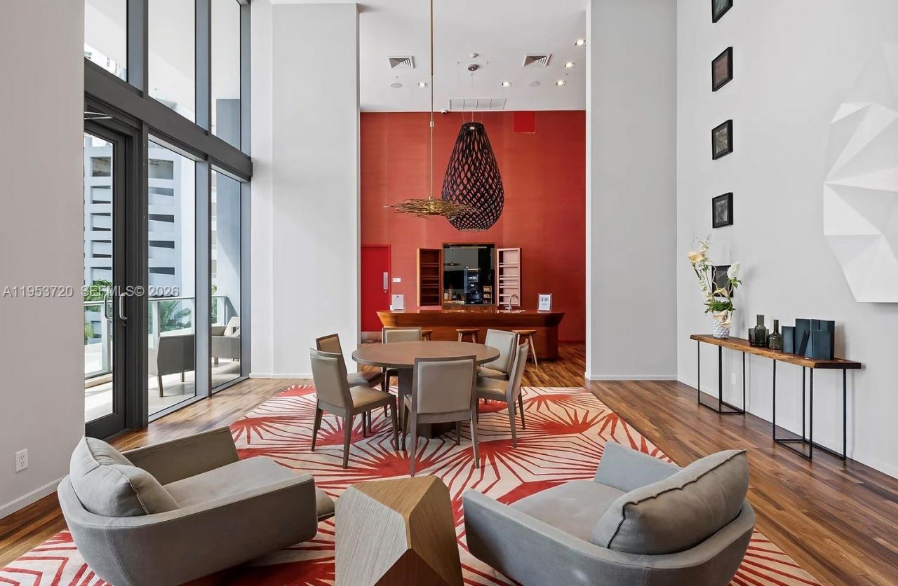 1300 Brickell Bay Dr, Unit 2504, Miami, FL 33131 Photo