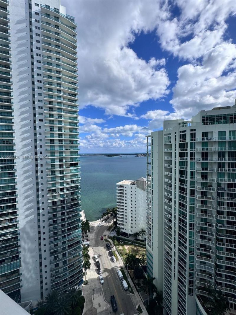 1300 Brickell Bay Dr, Unit 2504, Miami, FL 33131 Photo